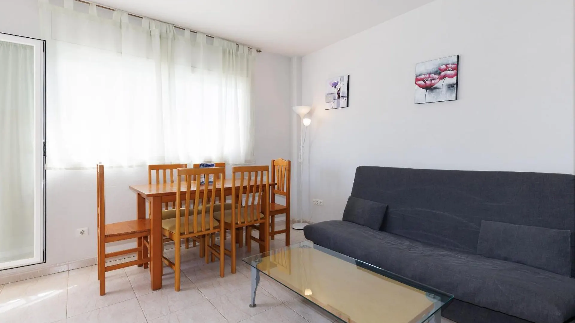 Rentalmar Calas de Miami Miami Platja  Apartamento Miami Platja (Miami Playa)
